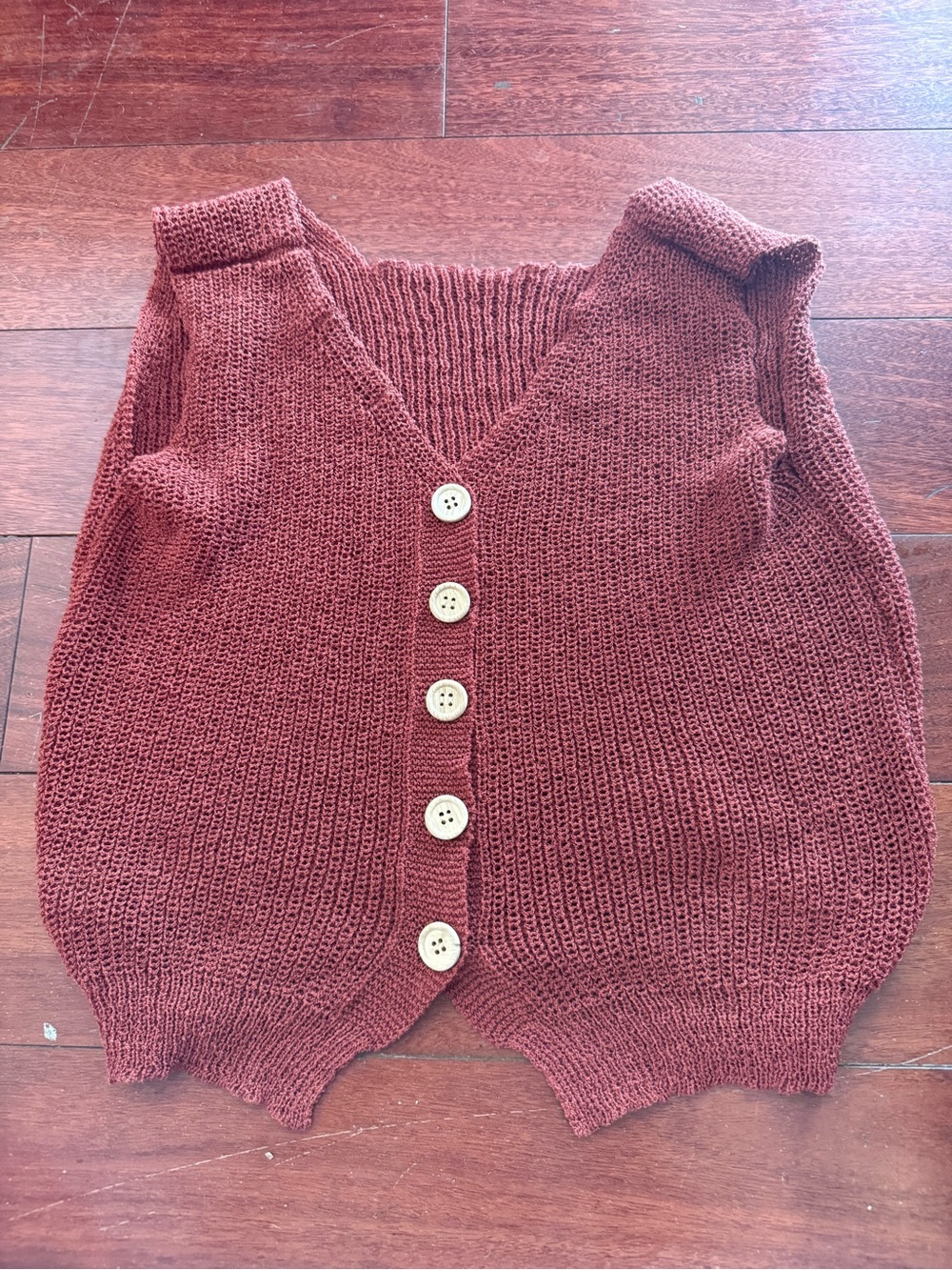Women's Button-Front Knit Vest in Rust